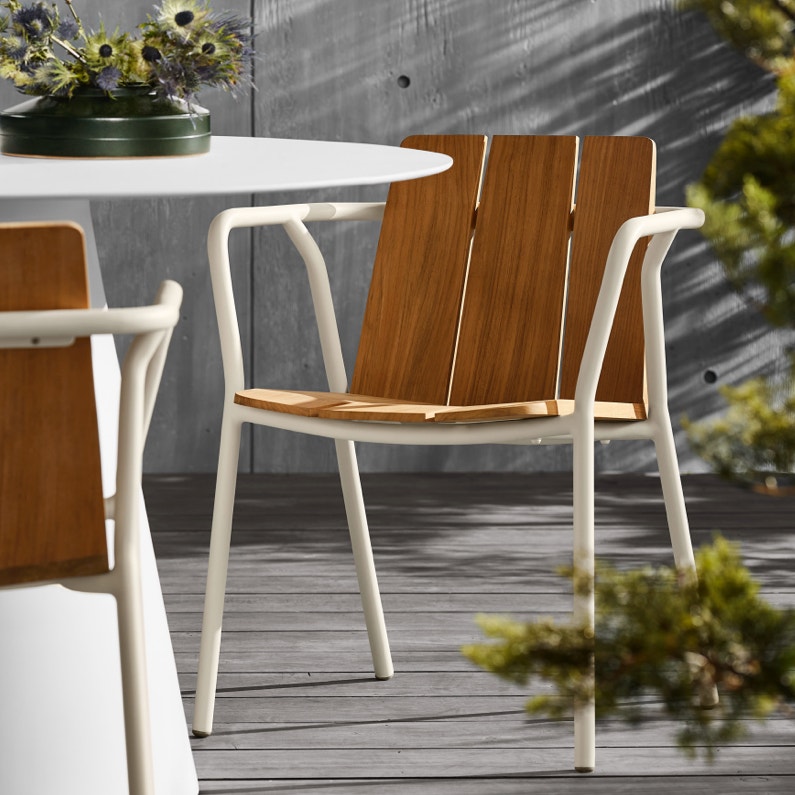 Check out the design story of the Offline Outdoor Dining Chair