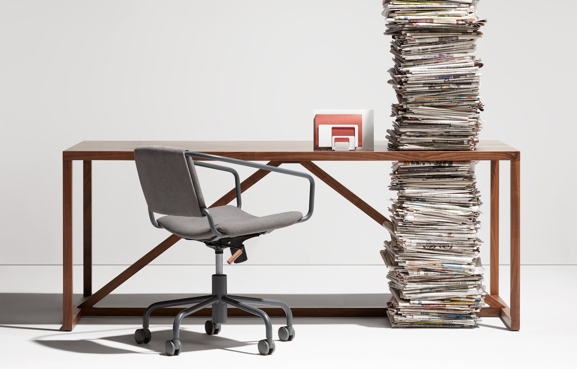 Strut X-Large Wood Table