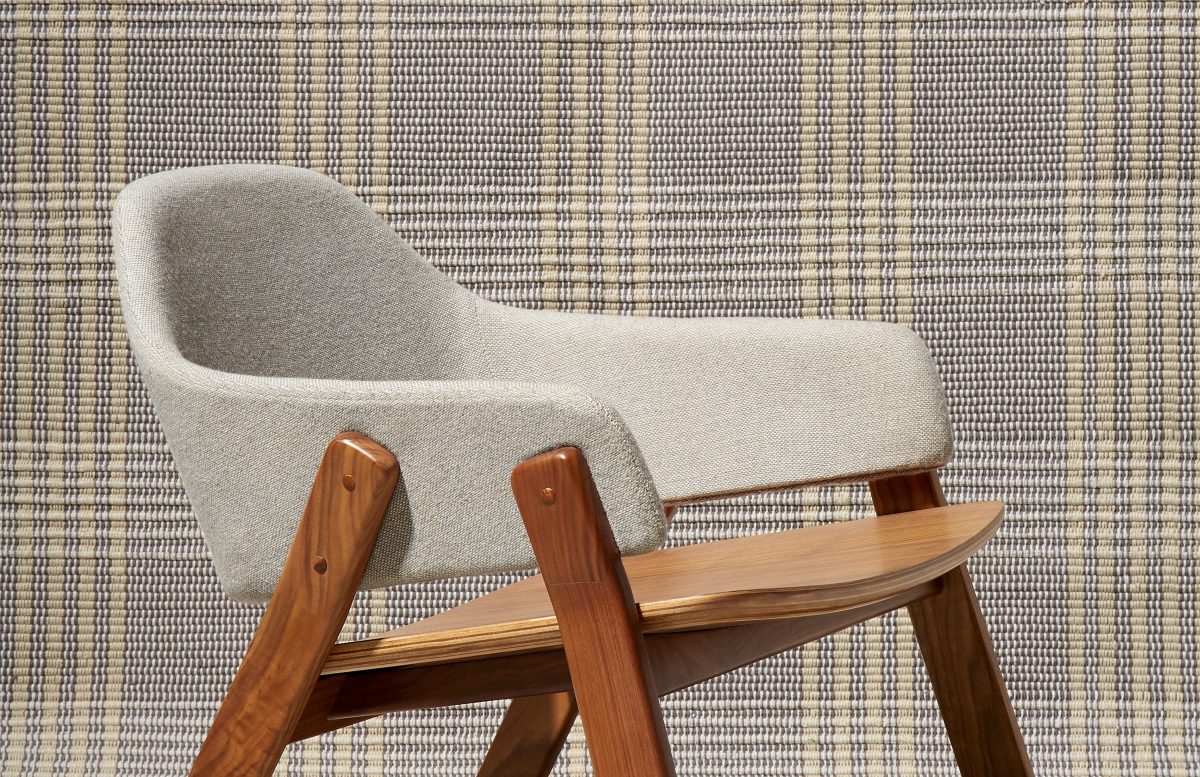 Clutch Lounge Chair