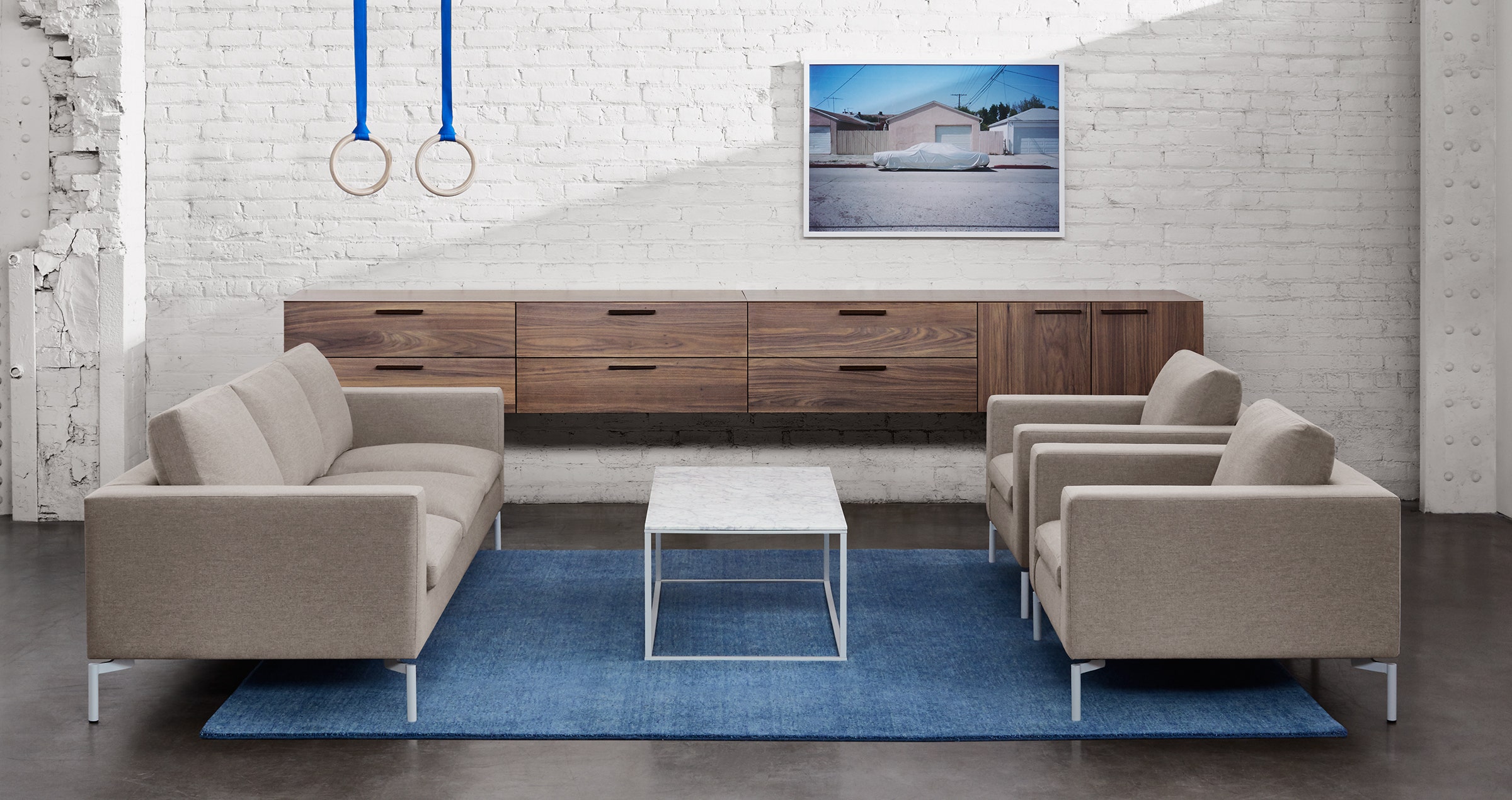 Minimalista Side Table